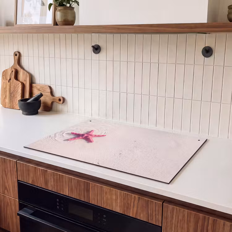Zeeleven - Zeester - Strand - Roze - Water Inductie beschemer met haakjes klein -sfeer1