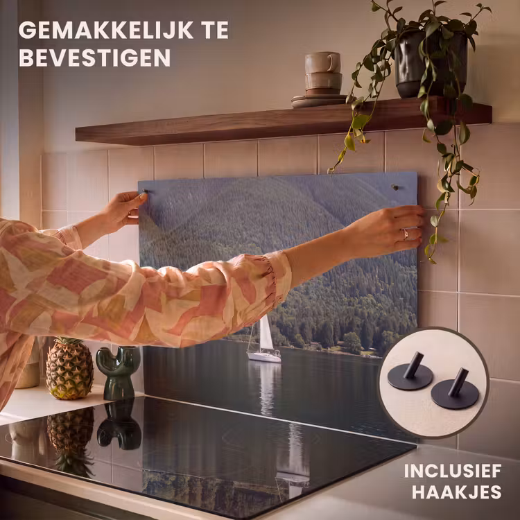 Zeilboot - Water - Bergen - Natuur - Groen Inductie beschemer met haakjes klein -ky-ophangen-nl
