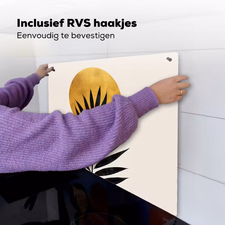 Zwart palmblad - Gouden cirkel - Beige achtergrond Inductie beschemer met haakjes middel -ky-ophangen-nl