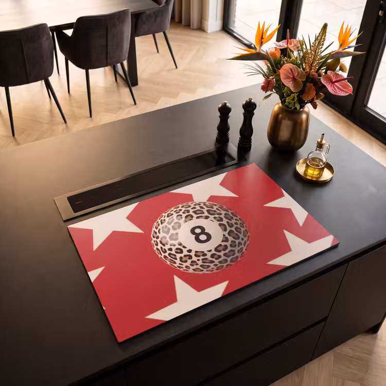 Spel - Dierenprint - Nummer 8 - Modern - Rood Inductie beschermer vinyl 3mm klein -sfeer5
