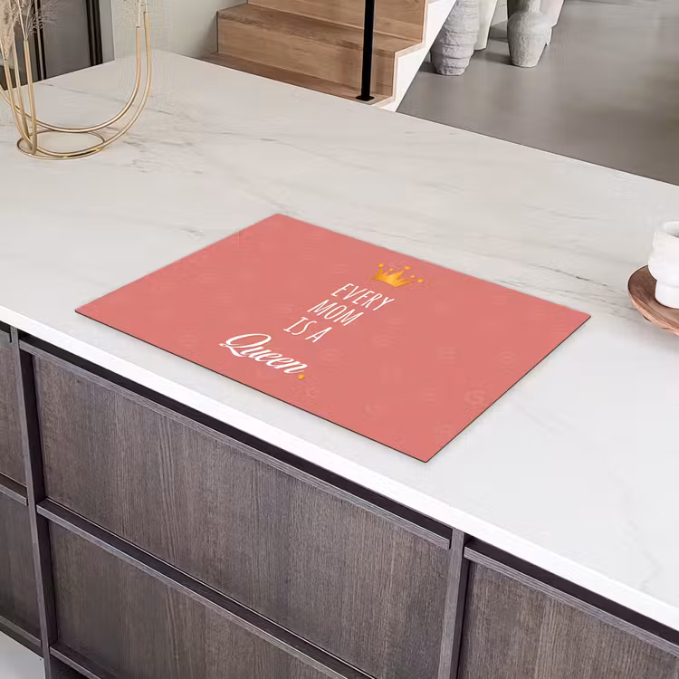 Spreuken - Every mom is a queen - Quotes - Mama Inductie beschermer vinyl 3mm klein -sfeer8