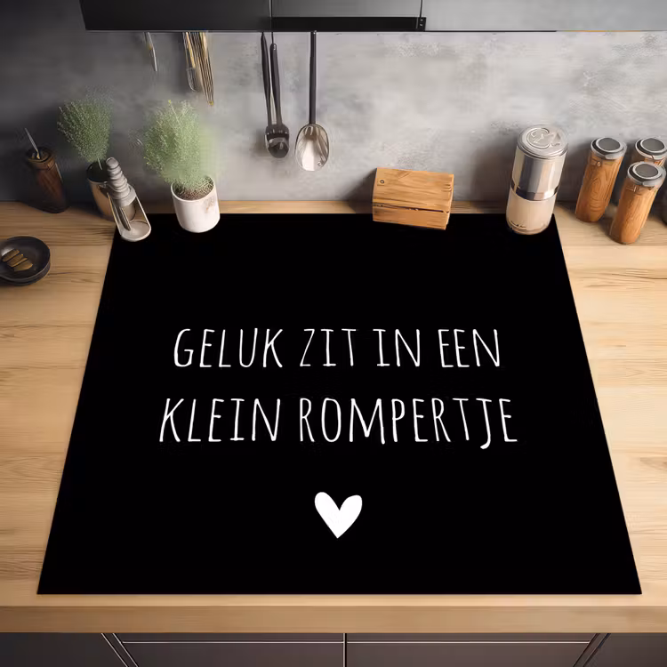 Spreuken - Quotes - Geluk zit in een klein rompertje Inductie beschermer vinyl 3mm middel -sfeer5