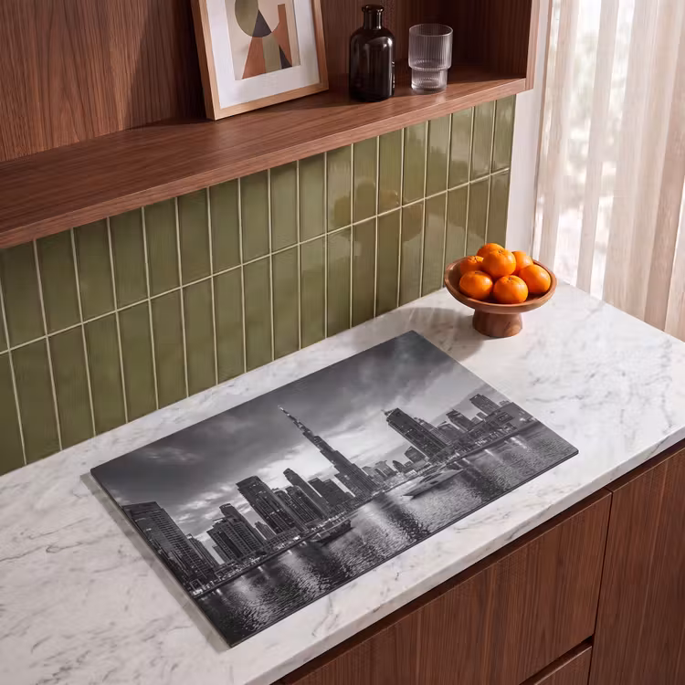 Stad - Skyline - Architectuur - Avond - Zwart-wit Inductie beschermer vinyl 3mm klein -sfeer8