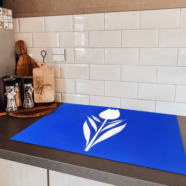 Tulp - Minimalistisch - Bladeren - Wit Inductie beschermer vinyl 3mm klein -sfeer3