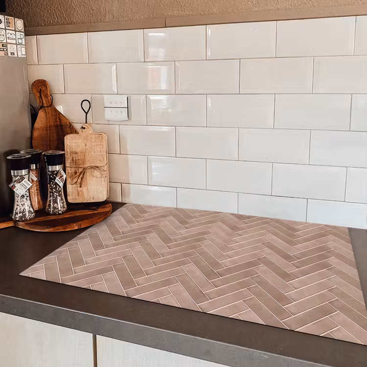 Visgraat - Wandtegel - Oudroze - Terracotta Inductie beschermer vinyl 3mm klein 276 -sfeer3