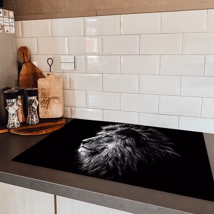 Zwart Wit - Leeuw - Kop - Dieren Inductie beschermer vinyl 3mm klein -sfeer3