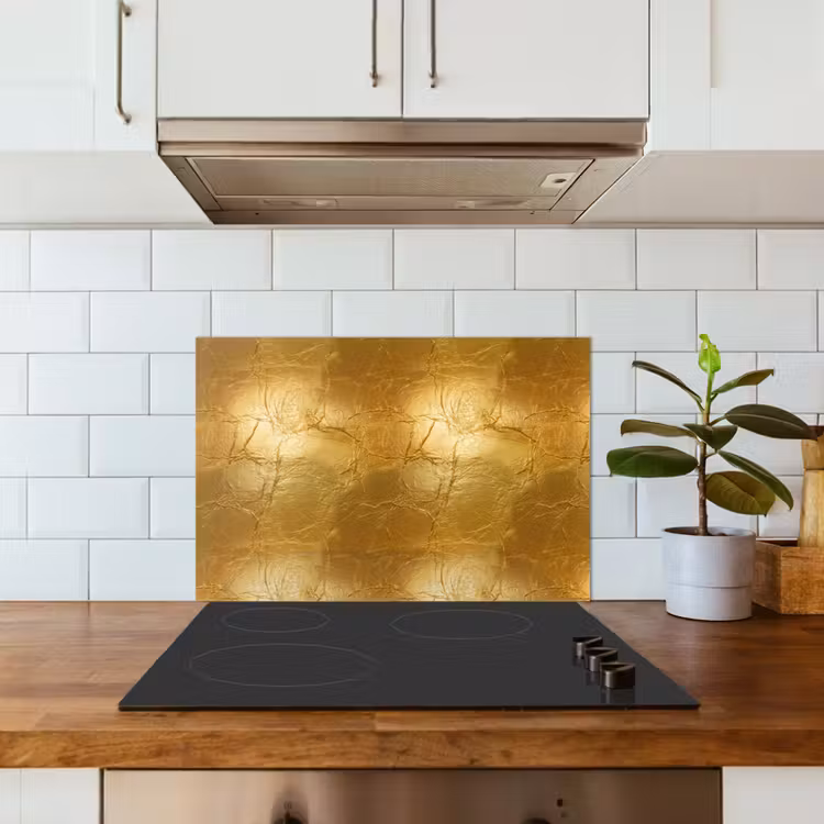 Bladgoud - Vintage - Textuur - Warm Goud keuken achterwand spatscherm klein 900 -sfeer2