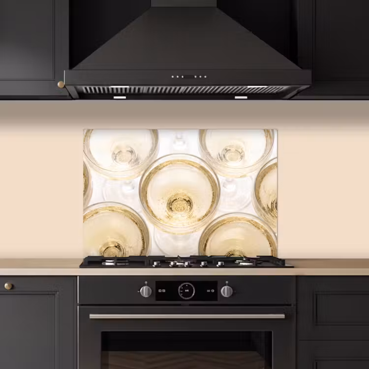 Drank - Glazen - Feest - Goud keuken achterwand spatscherm klein -sfeer1