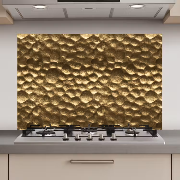 Gehamerd - Reliëf - Textuur - Bronsgoud keuken achterwand spatscherm klein 900 -3d_website