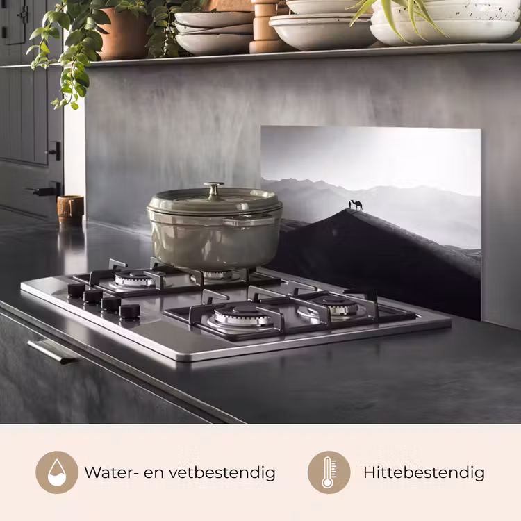 Mens - Kameel - Zandduin - Natuur - Monochroom keuken achterwand spatscherm klein -usp_NL