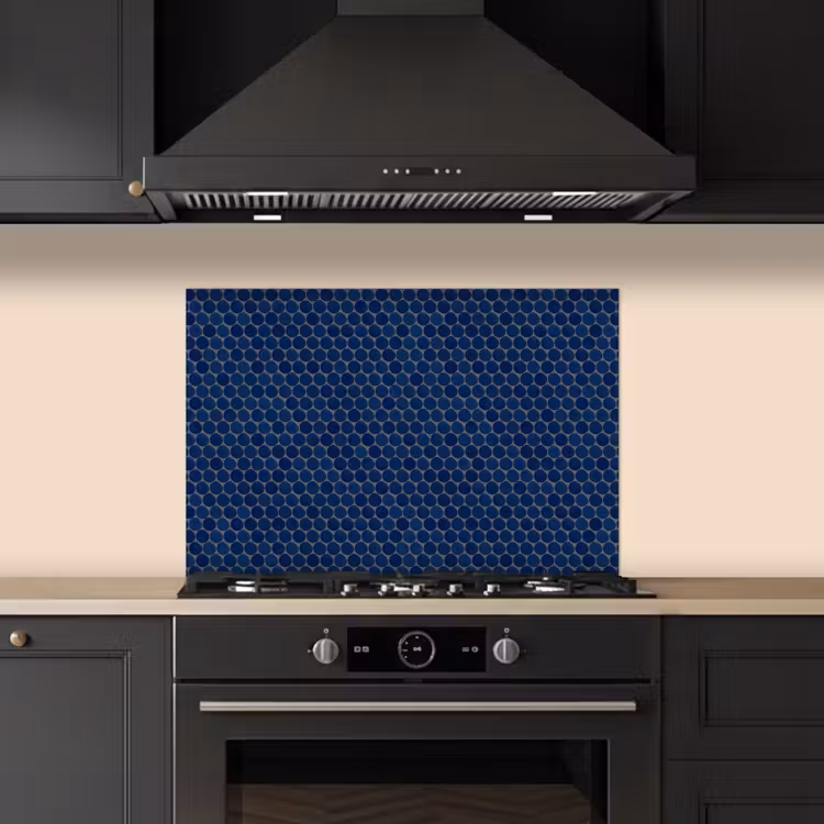 Penny - Mozaïek - Donkerblauw keuken achterwand spatscherm klein 900 -sfeer1