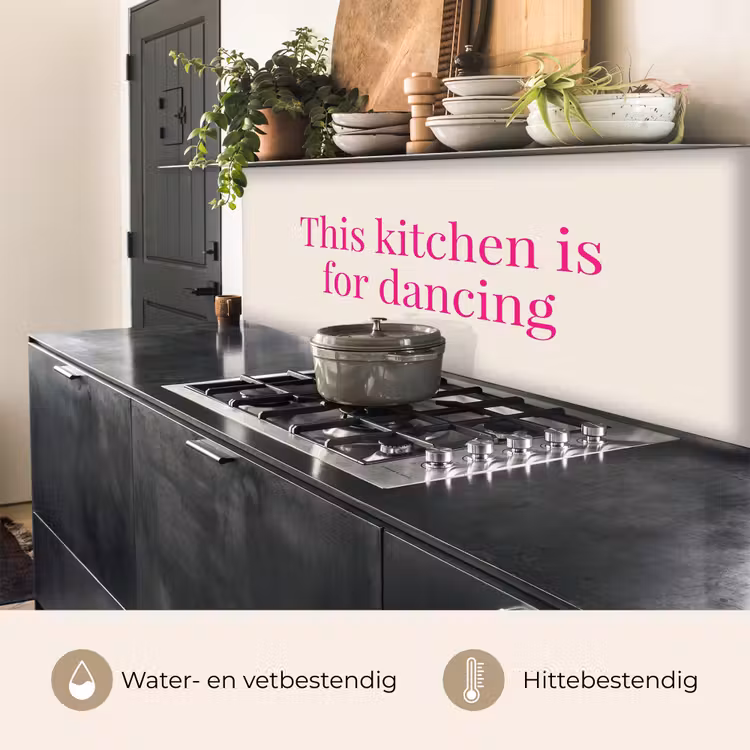 This kitchen is for dancing keuken achterwand 2 middel -usp_NL