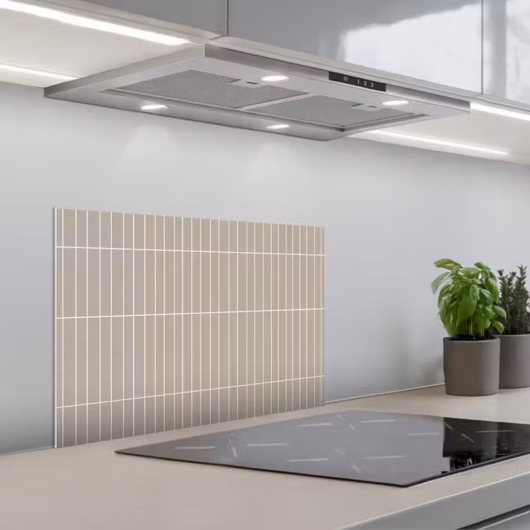 Verticaal - Wandtegel - Licht Beige keuken achterwand spatscherm klein 900 -3d_schuin