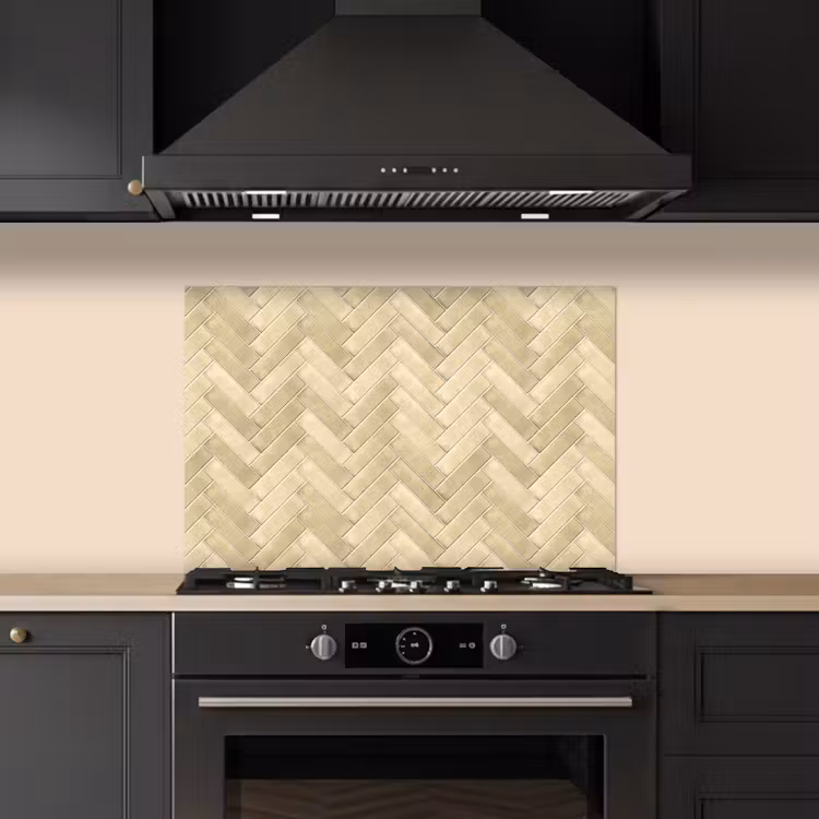 Visgraat - Tegel - Zand keuken achterwand spatscherm klein 900 -sfeer1