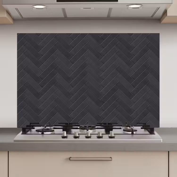 Visgraat - Wandtegel - Donkergrijs keuken achterwand spatscherm klein 900 -3d_website