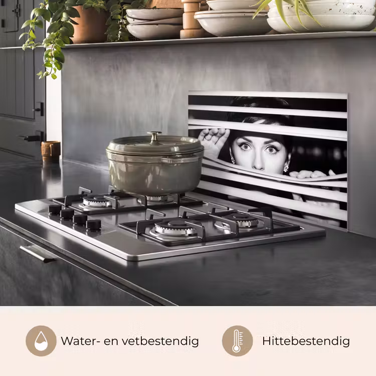Vrouw - Jaloezieën - Portret - Zwart-wit keuken achterwand spatscherm klein -usp_NL