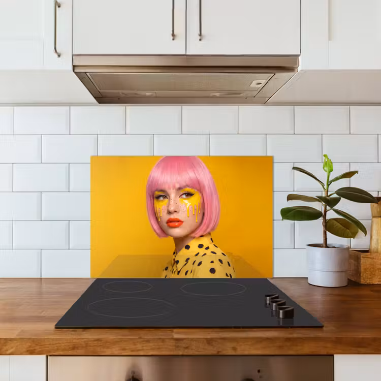 Vrouw - Portret - Abstract - Kleurrijk - Geel keuken achterwand spatscherm klein -sfeer2