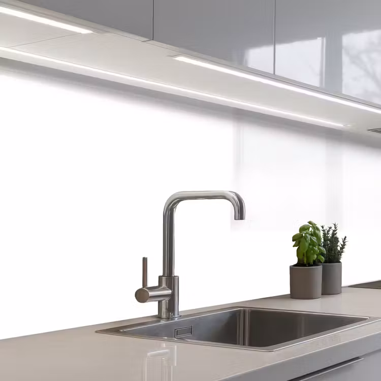 Wit - Kleuren - Neutraal keuken achterwand 2 middel 871 -3d_schuin