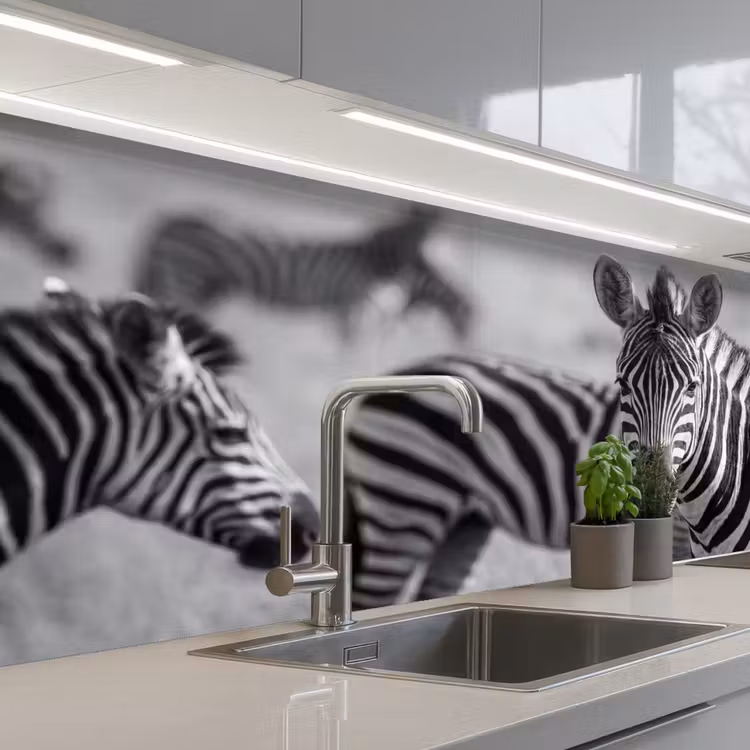 Zebra's - Zwart - Wit keuken achterwand 2 middel -3d_schuin