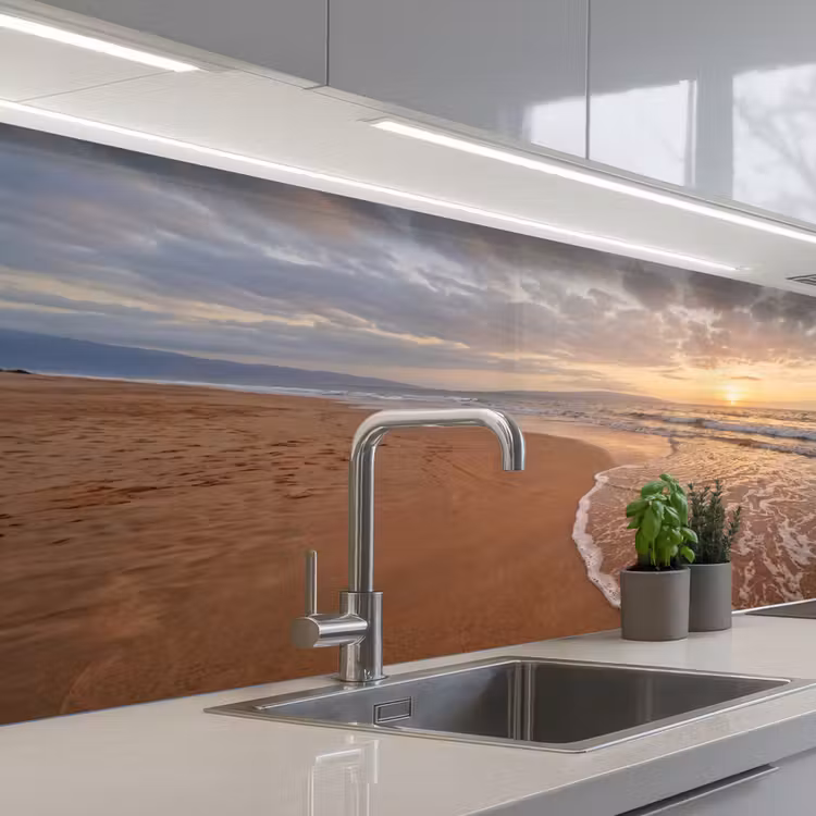 Zee - Kustlijn - Wolken - Landschap - Oranje keuken achterwand 2 middel -3d_schuin