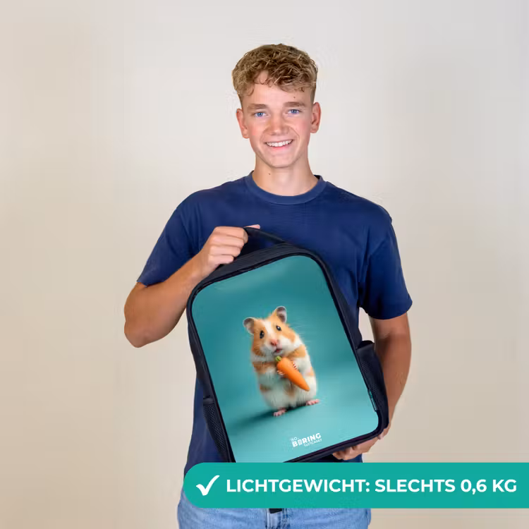 Hamster - Wortel - Dier Rugzak - Zwart middel -sfeer7_NL