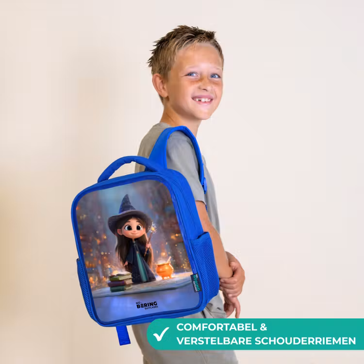 Kleine tovernares in bibliotheek Kinderrugzak - Blauw middel -sfeer3_NL
