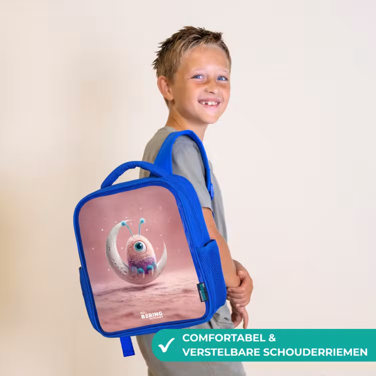 Maanwip met Pluizig Wezentje Kinderrugzak - Blauw middel -sfeer3_NL