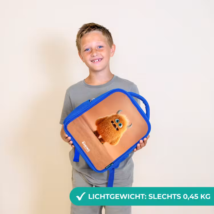 Oranje Pluizig Monster met Hoorns Kinderrugzak - Blauw middel -sfeer1_NL