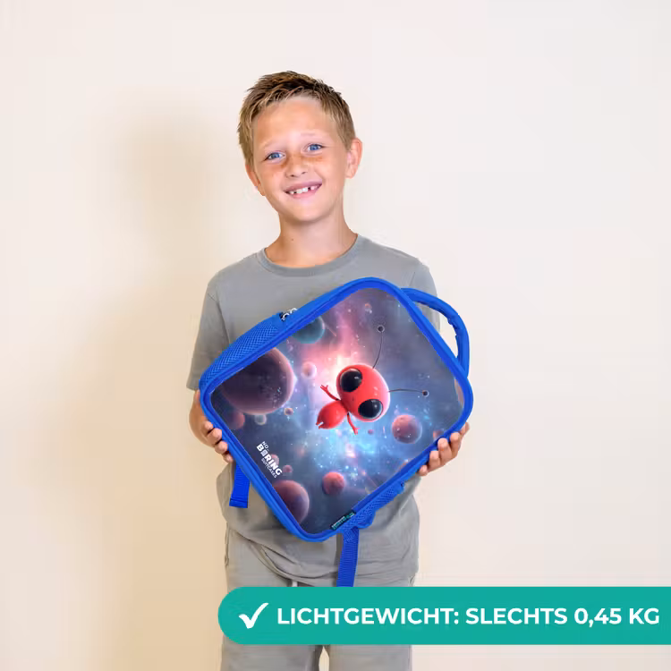 Rood Ruimtewezen in Kosmische Dans Kinderrugzak - Blauw middel -sfeer1_NL