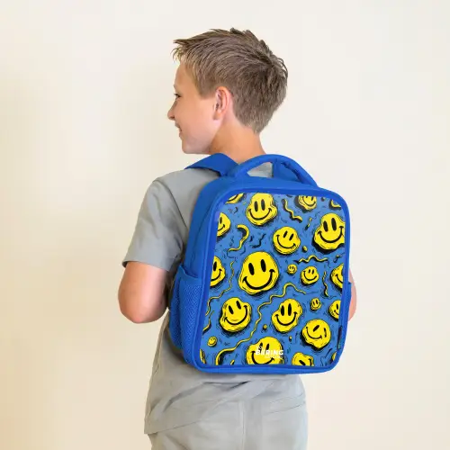 Smiley - Geel - Blauw Kinderrugzak - Blauw middel -sfeer2