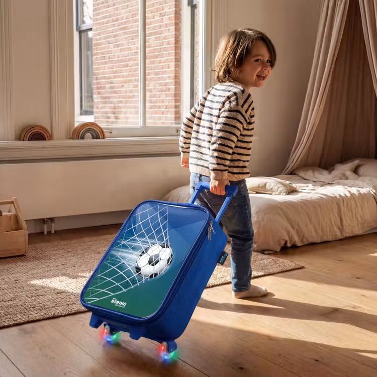 Bal in het goal Kinderkoffer - Blauw klein -sfeer1
