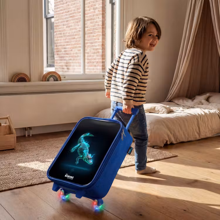 Cyberkrokodil in actiehouding Kinderkoffer - Blauw klein -sfeer1