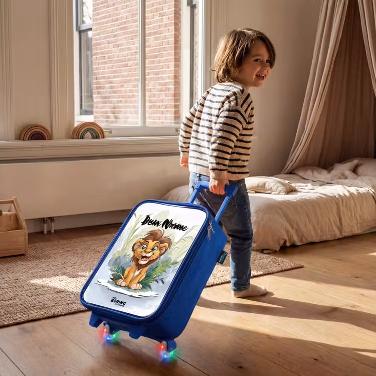 Guusje giraf Kinderkoffer - Blauw klein -sfeer1