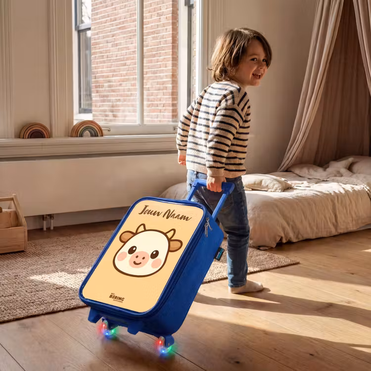 Kawai - Koe - Bruin Kinderkoffer - Blauw klein -sfeer1