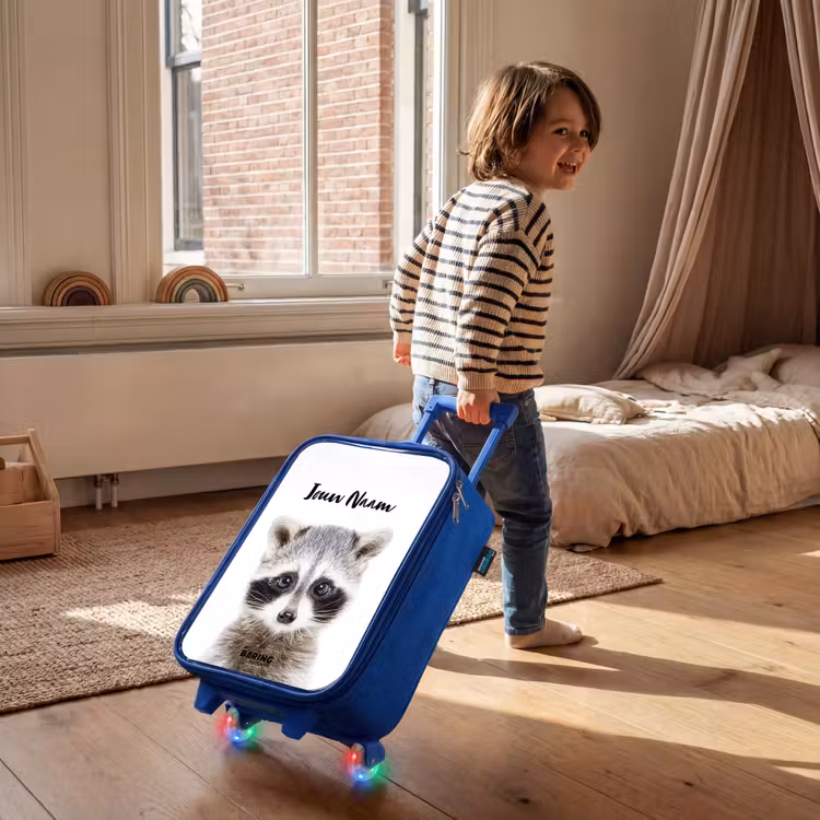Rachid Racoon Kinderkoffer - Blauw klein -sfeer1