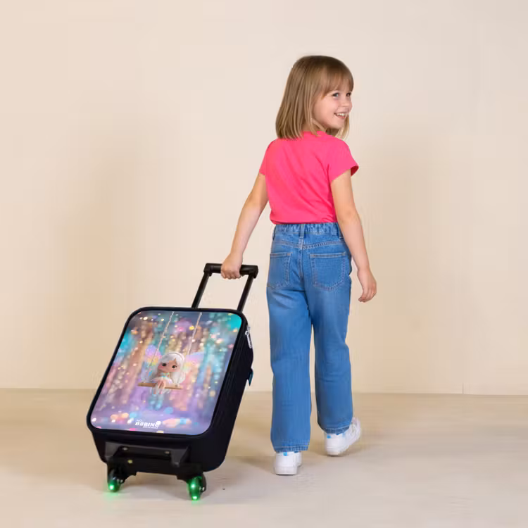 Fee - Elf - Regenboog Kinderkoffer - Zwart klein -sfeer1