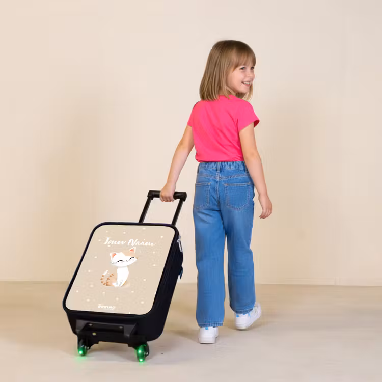 Kat omringd door beige stippen Kinderkoffer - Zwart klein -sfeer1