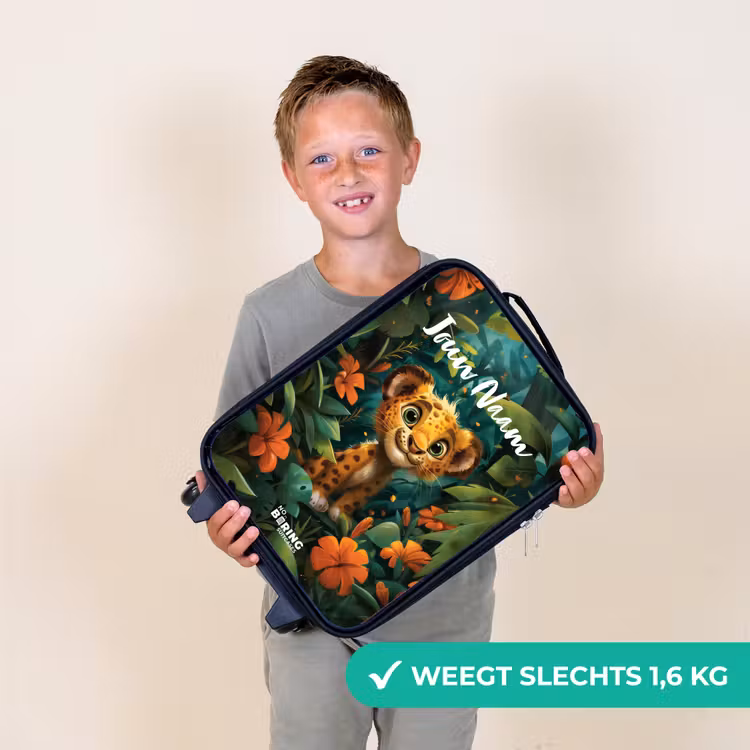 Liam luipaardje Kinderkoffer - Zwart klein -sfeer4_NL
