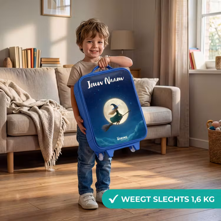 Heks in Maanlichtvlucht Kinderkoffer - Blauw klein -sfeer2_NL