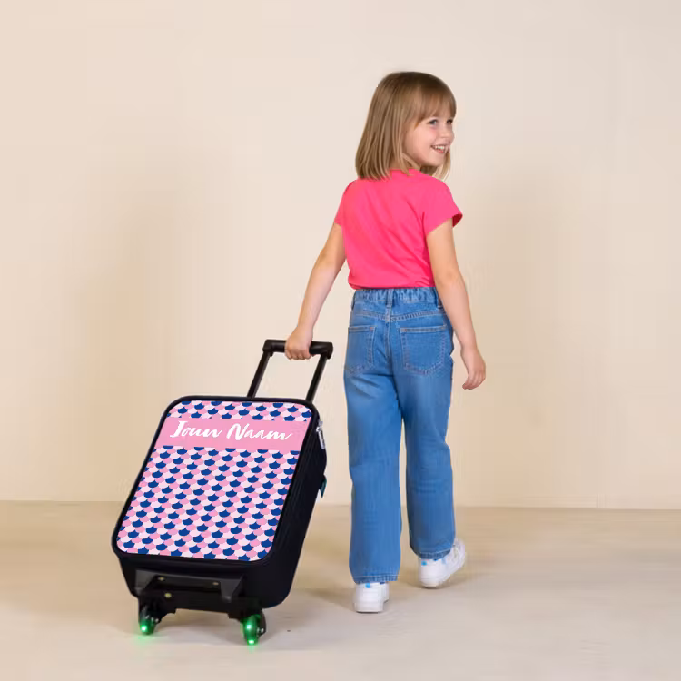 Schubben - Patroon - Blauw - Roze Kinderkoffer - Zwart klein -sfeer1
