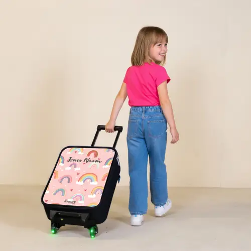 Regenbogen op een roze achtergrond Kinderkoffer - Zwart klein -sfeer1