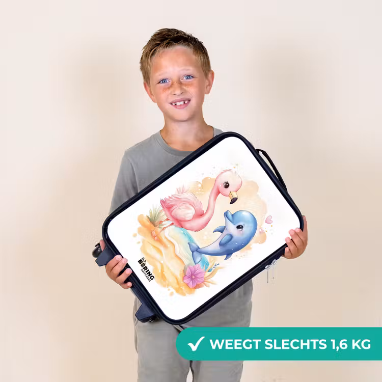 Roze flamingo en blauwe dolfijn op een strand Kinderkoffer - Zwart klein -sfeer4_NL