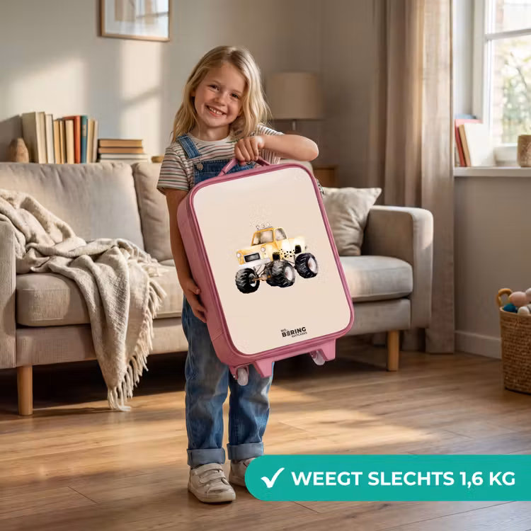 Gele monstertruck op een beige achtergrond Kinderkoffer - Roze klein -sfeer2_NL