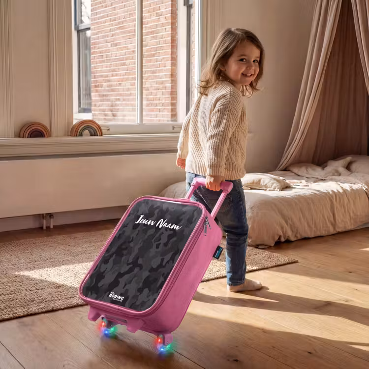 Groene camouflage print Kinderkoffer - Roze klein -sfeer1