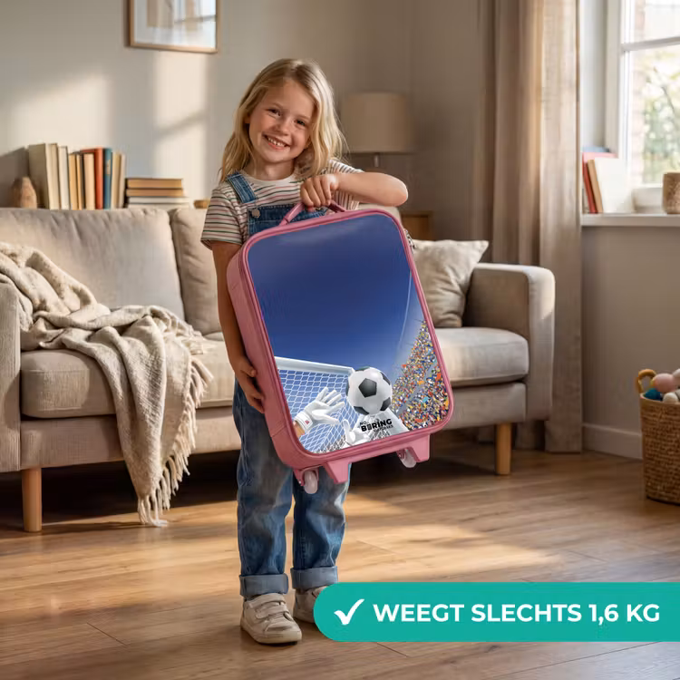 Keeper die een voetbal tegenhoud Kinderkoffer - Roze klein -sfeer2_NL