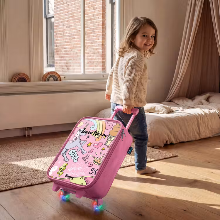 Unicorn doodles Kinderkoffer - Roze klein -sfeer1