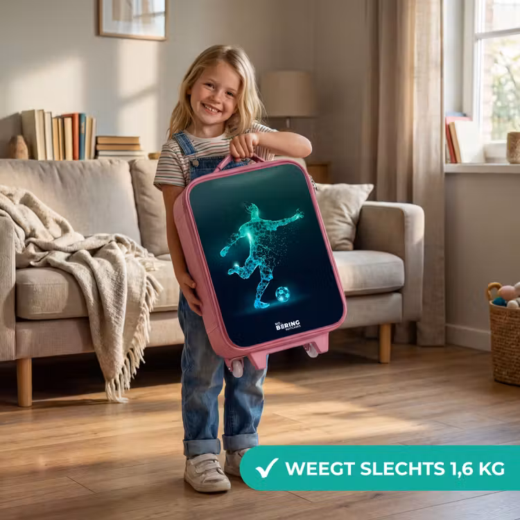 Voetballer trapt met kracht in digitale vorm Kinderkoffer - Roze klein -sfeer2_NL