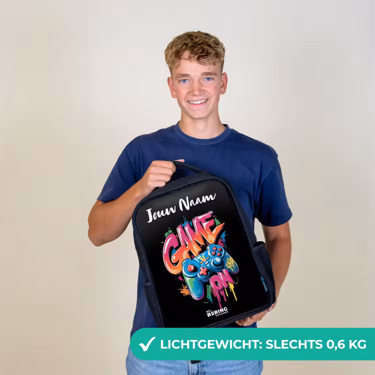 Controller - Game - Graffiti - Tekst Rugzak - Zwart middel -sfeer7_NL
