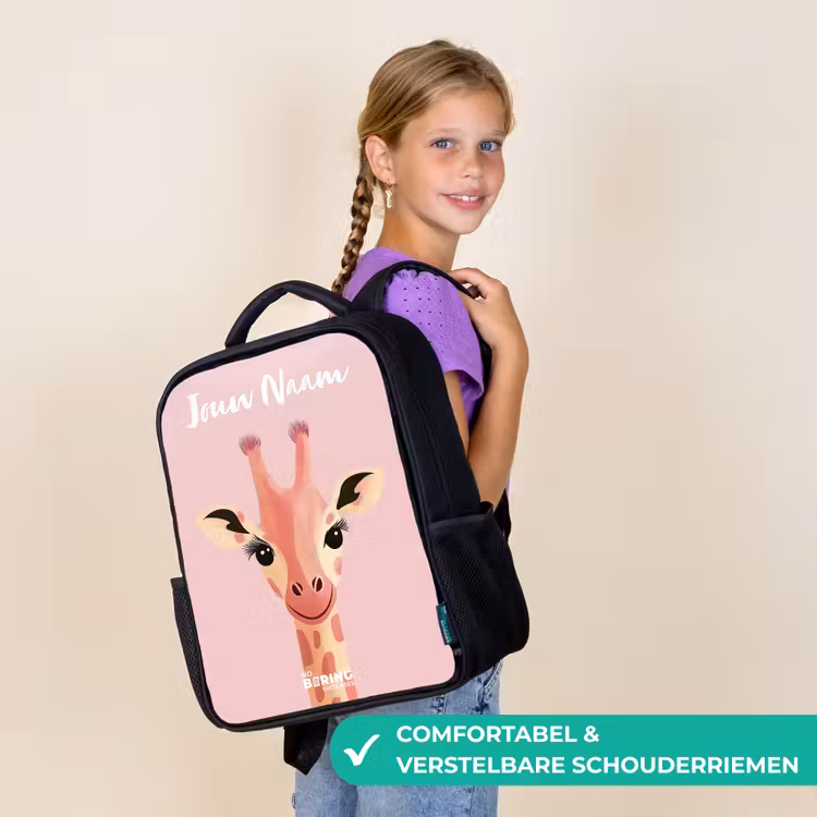 Giraffe - Wimpers - Minimalistisch - Roze Rugzak - Zwart middel -sfeer6_NL