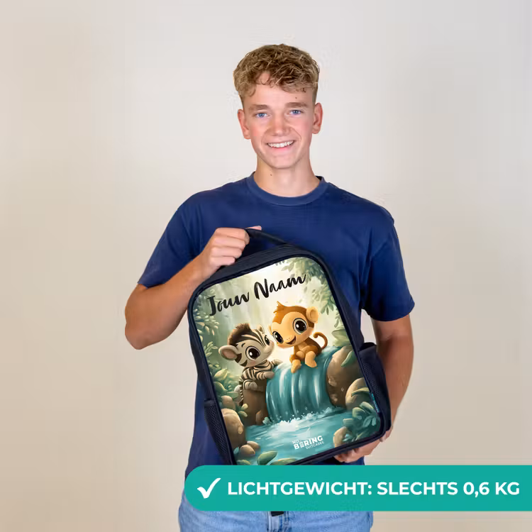 Zebra - Aapje - Waterval - Rotsen Rugzak - Zwart middel -sfeer7_NL